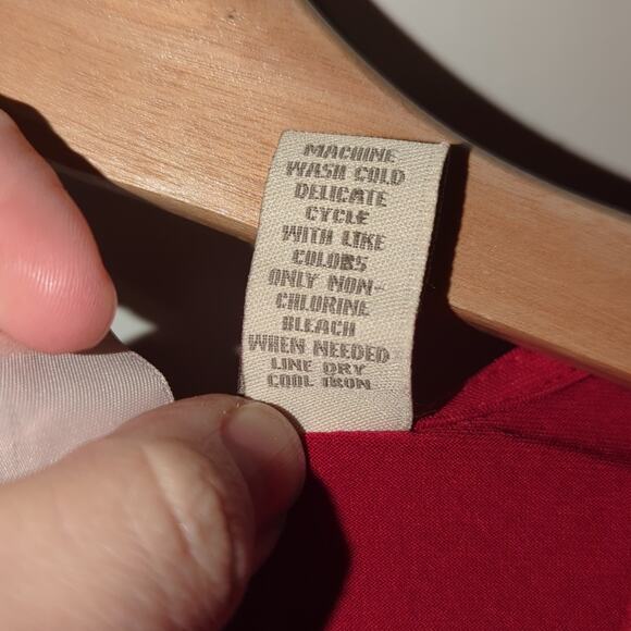 Valerie Stevens 2X Red Deep Plunge Blouse/Top [0084] - Picture 5 of 7